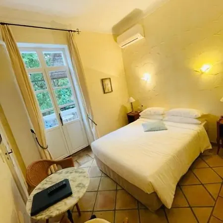 Provencale Hotel Cavalaire-sur-Mer