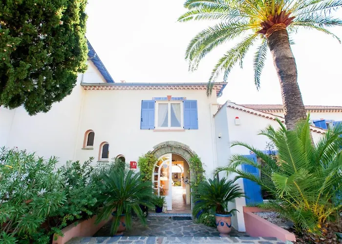 Provencale 3* Cavalaire-sur-Mer