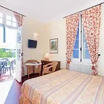 Provencale Hotel Cavalaire-sur-Mer