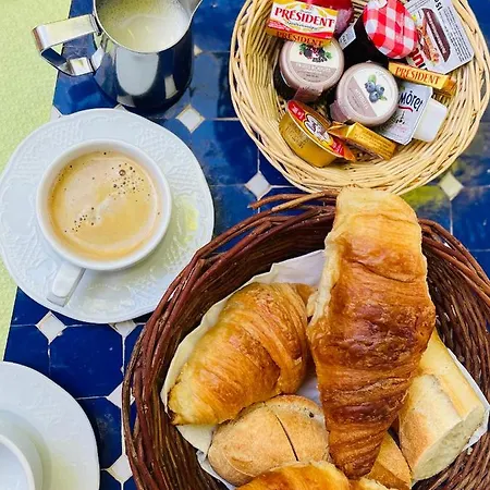 ホテル Provencale