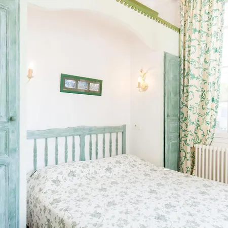 Hotel Provencale 3*