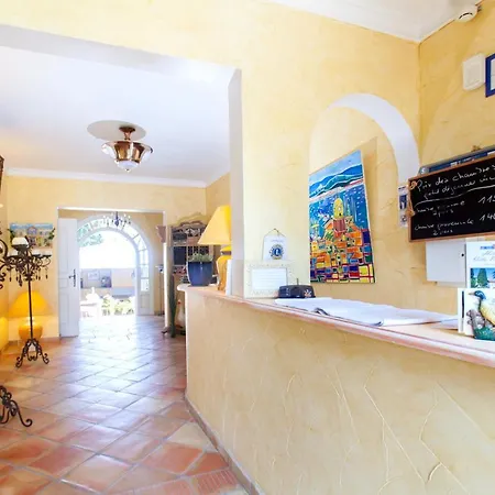 Provencale 3* Cavalaire-sur-Mer