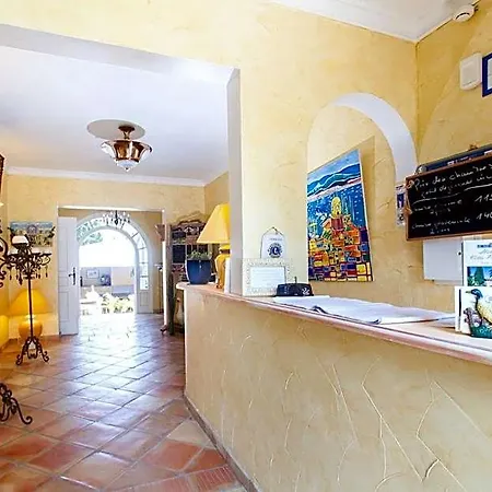 Provencale Hotel Cavalaire-sur-Mer