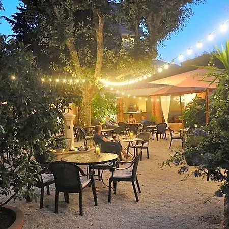 Hotel Provencale 3*
