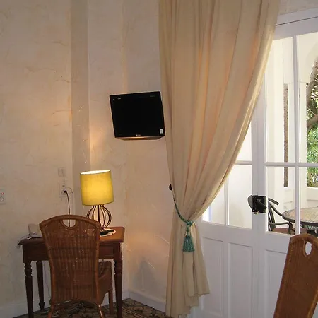 Provencale キャバレール・シュル・メール